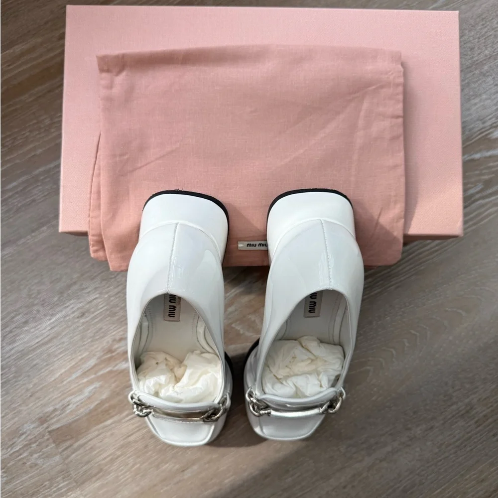 Miu Miu White Patent Leather Chain Logo Loafers Size 37 w/ Box & Dust Bag - Picture 9 of 9